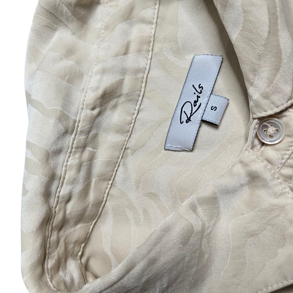 Rails Kate White Tiger Button Up Silk Blouse Size: S - Picture 4 of 7